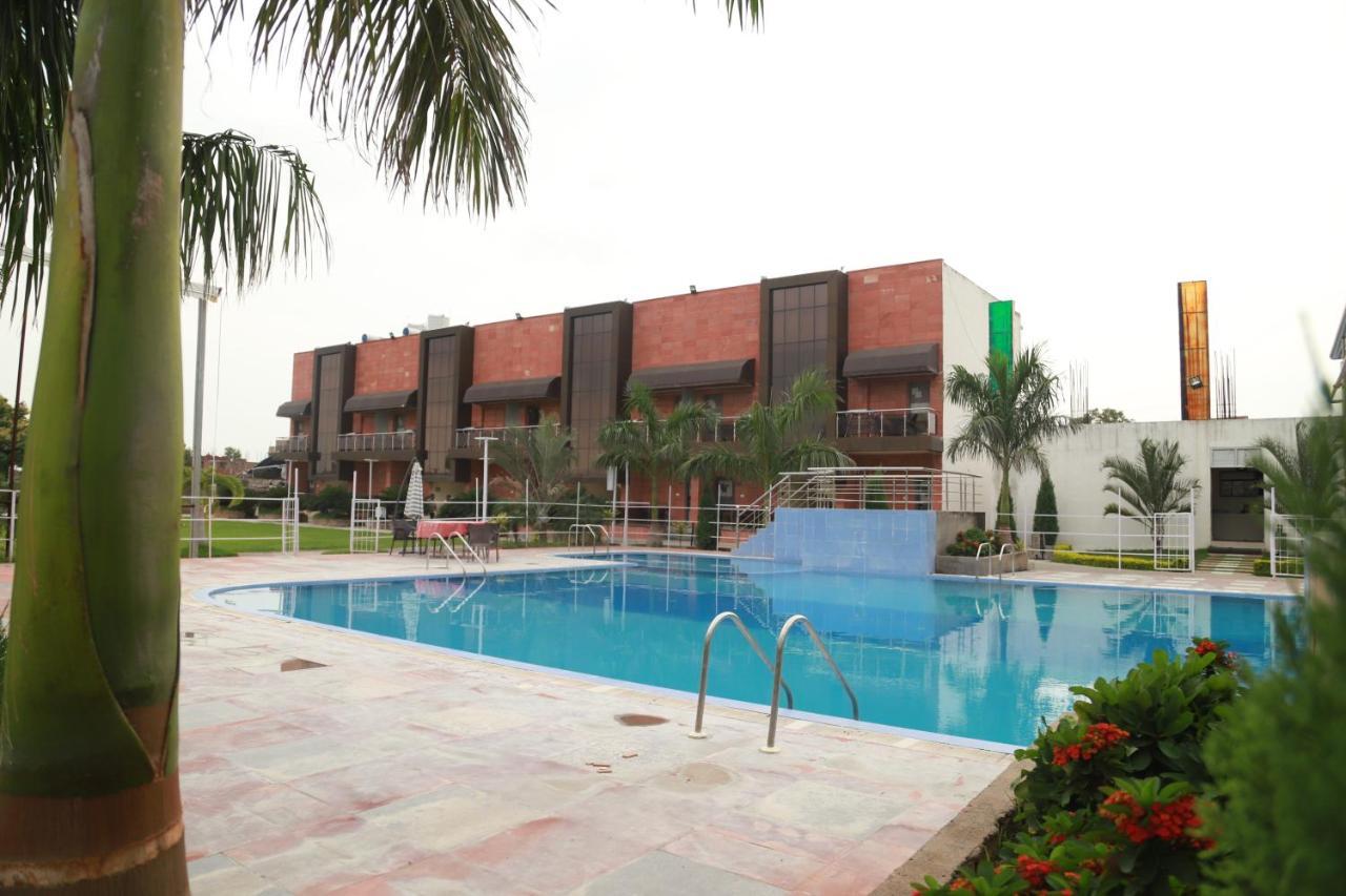 Hotel Sukhdeo Palace جايا المظهر الخارجي الصورة