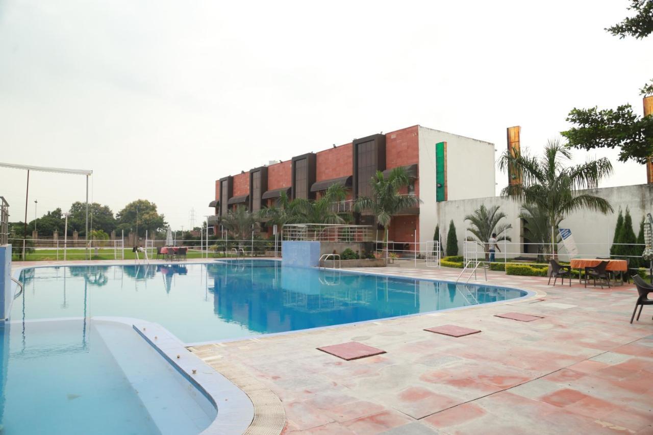 Hotel Sukhdeo Palace جايا المظهر الخارجي الصورة