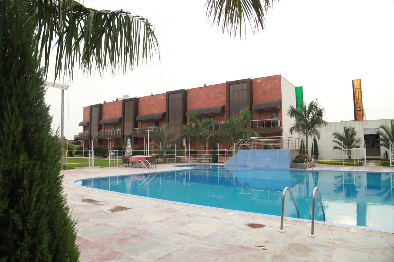 Hotel Sukhdeo Palace جايا المظهر الخارجي الصورة
